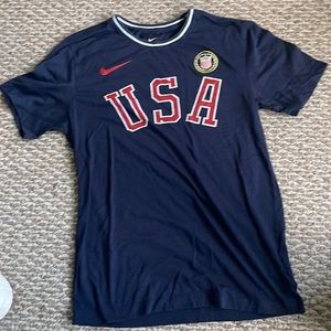 Nike T-shirt